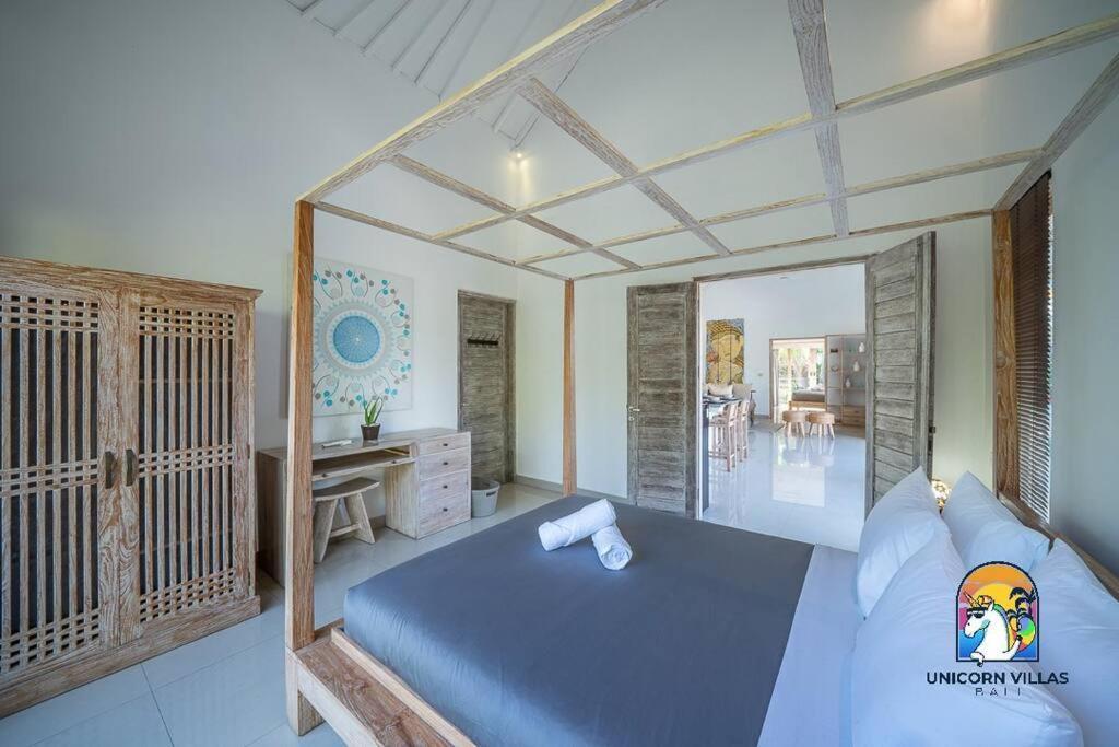 Villa Eva - By Unicorn Villas Bali อูลูวาตู ภายนอก รูปภาพ