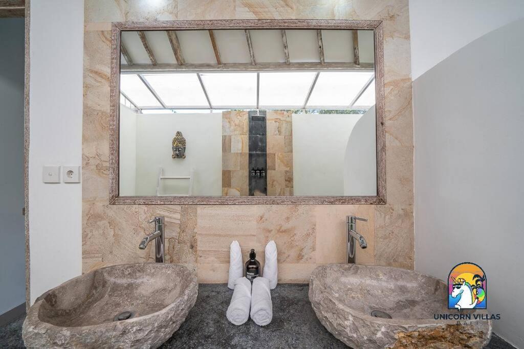 Villa Eva - By Unicorn Villas Bali อูลูวาตู ภายนอก รูปภาพ