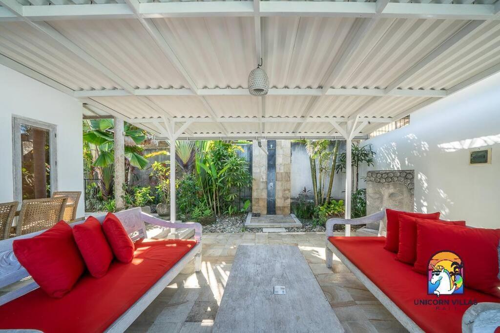Villa Eva - By Unicorn Villas Bali อูลูวาตู ภายนอก รูปภาพ