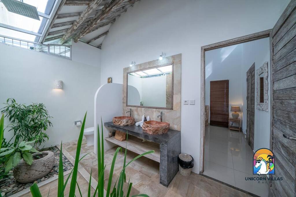 Villa Eva - By Unicorn Villas Bali อูลูวาตู ภายนอก รูปภาพ